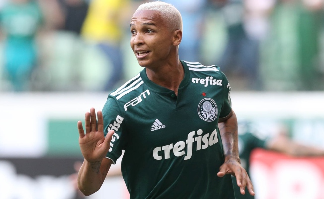 Dificilmente Deyverson permaneceria no Palmeiras em 2022