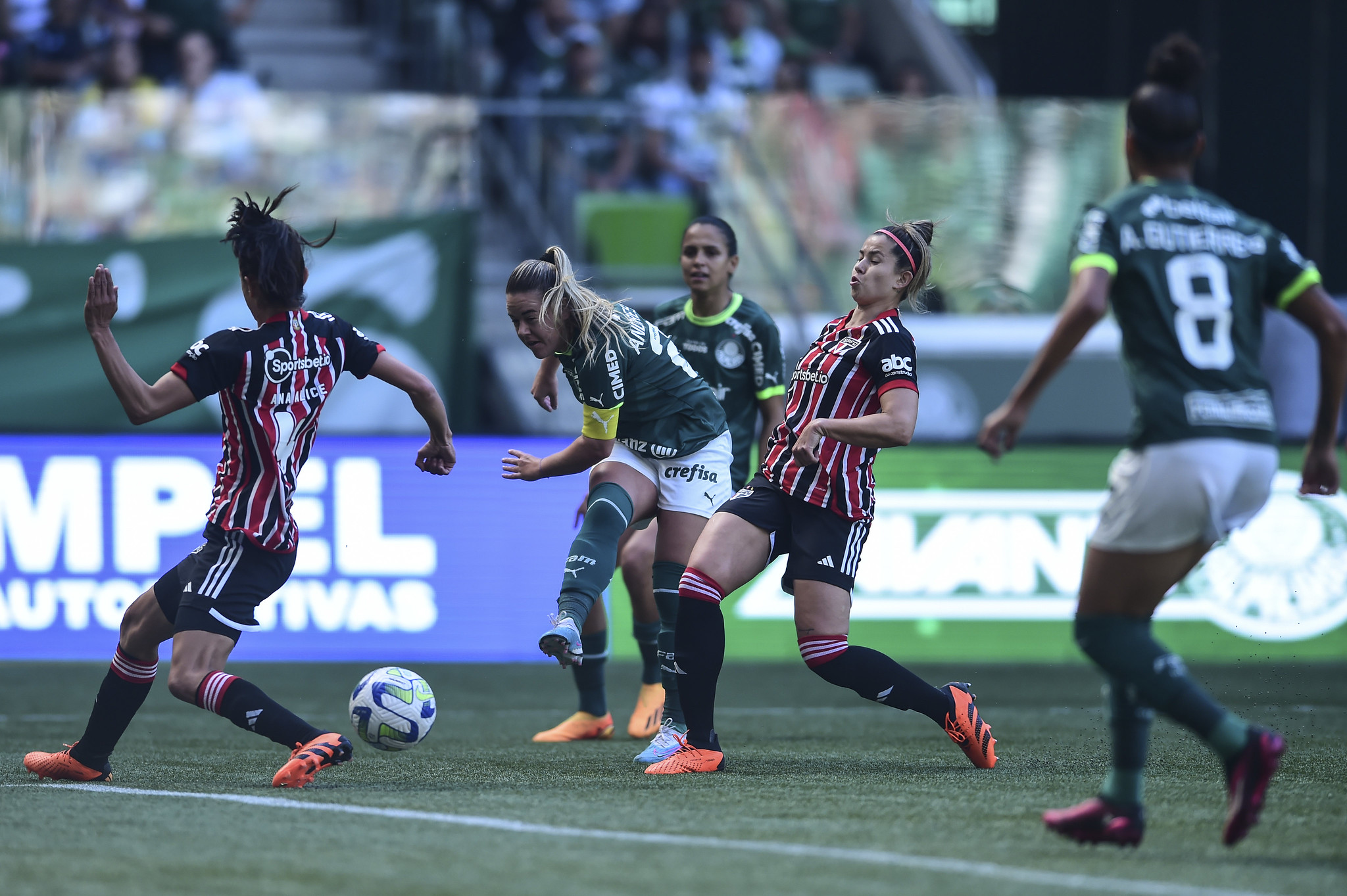 Deu São Paulo no feminino