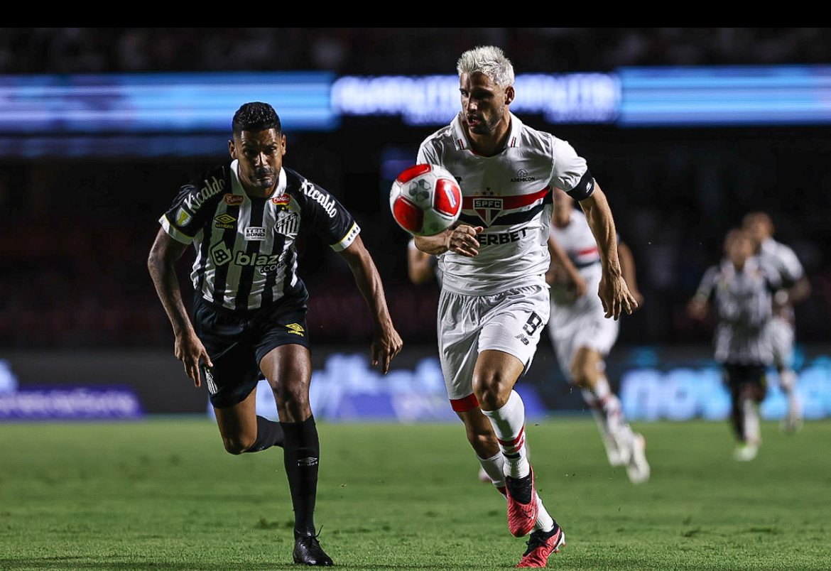 Santos vence clássico da polêmica