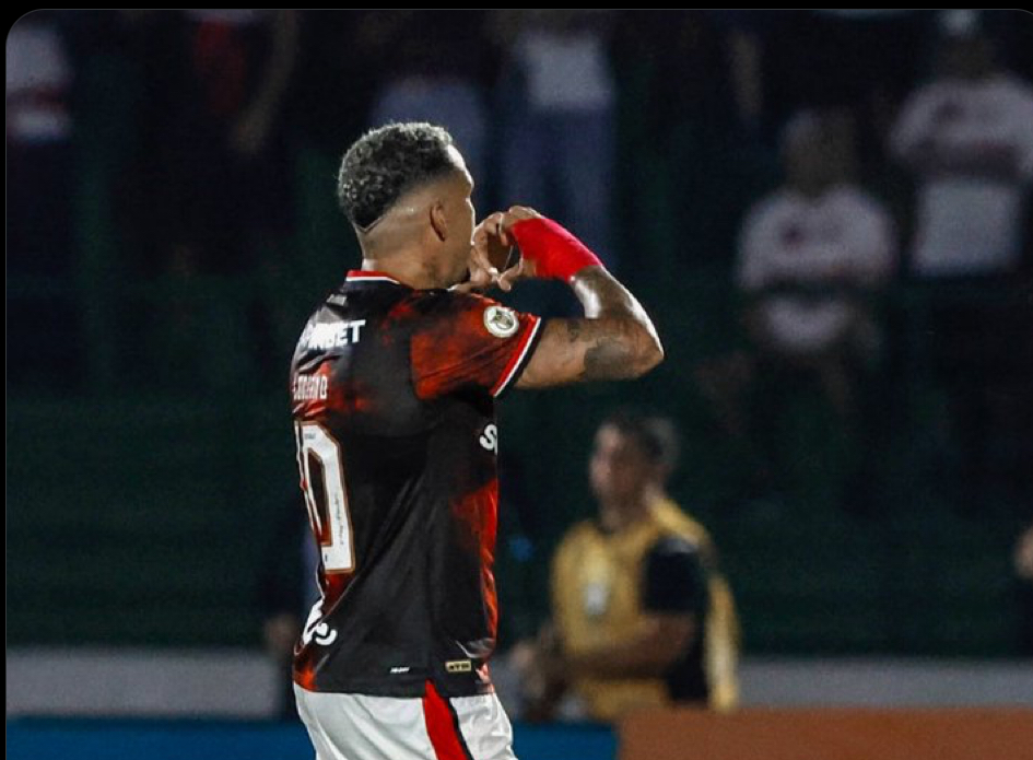 Goleada tricolor